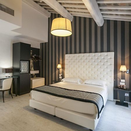 Hotel Nazionale Φεράρα Εξωτερικό φωτογραφία