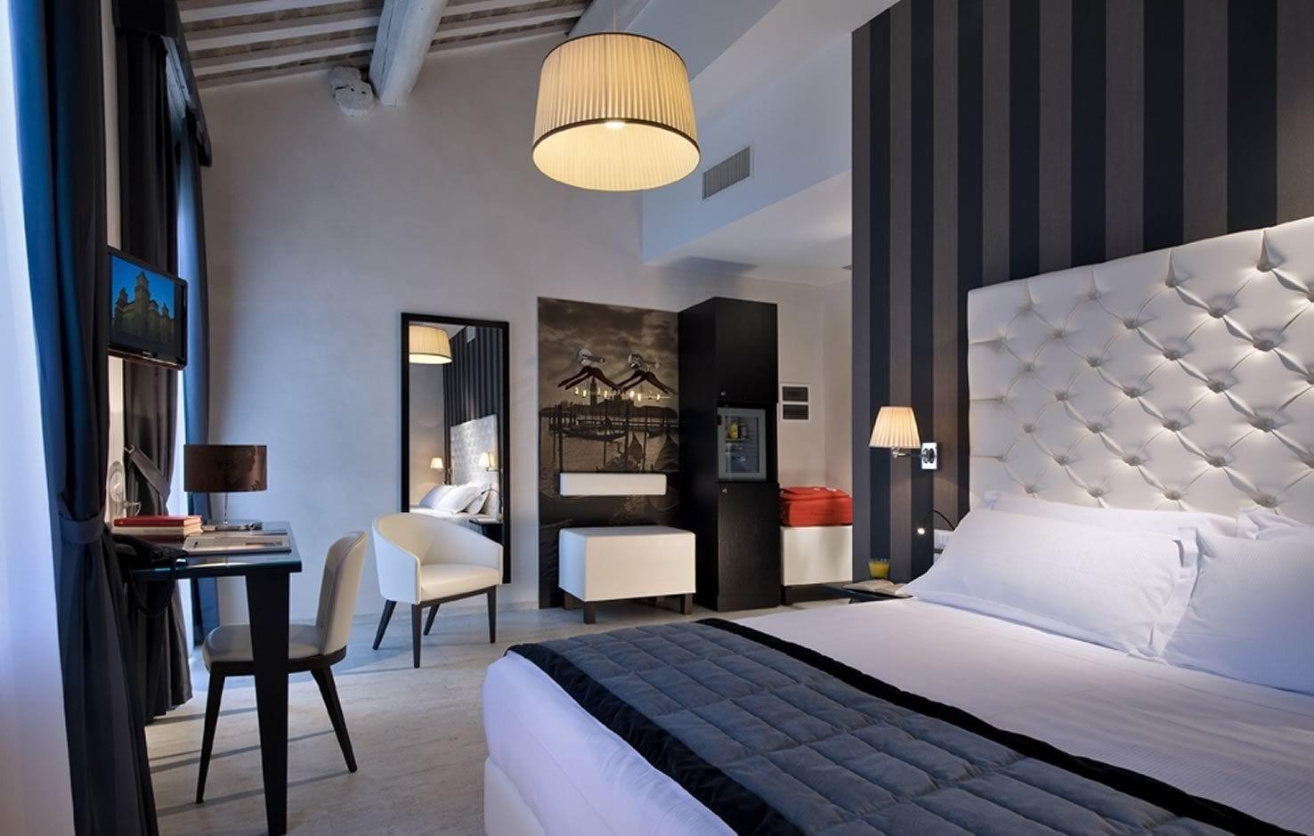 Hotel Nazionale Φεράρα Εξωτερικό φωτογραφία